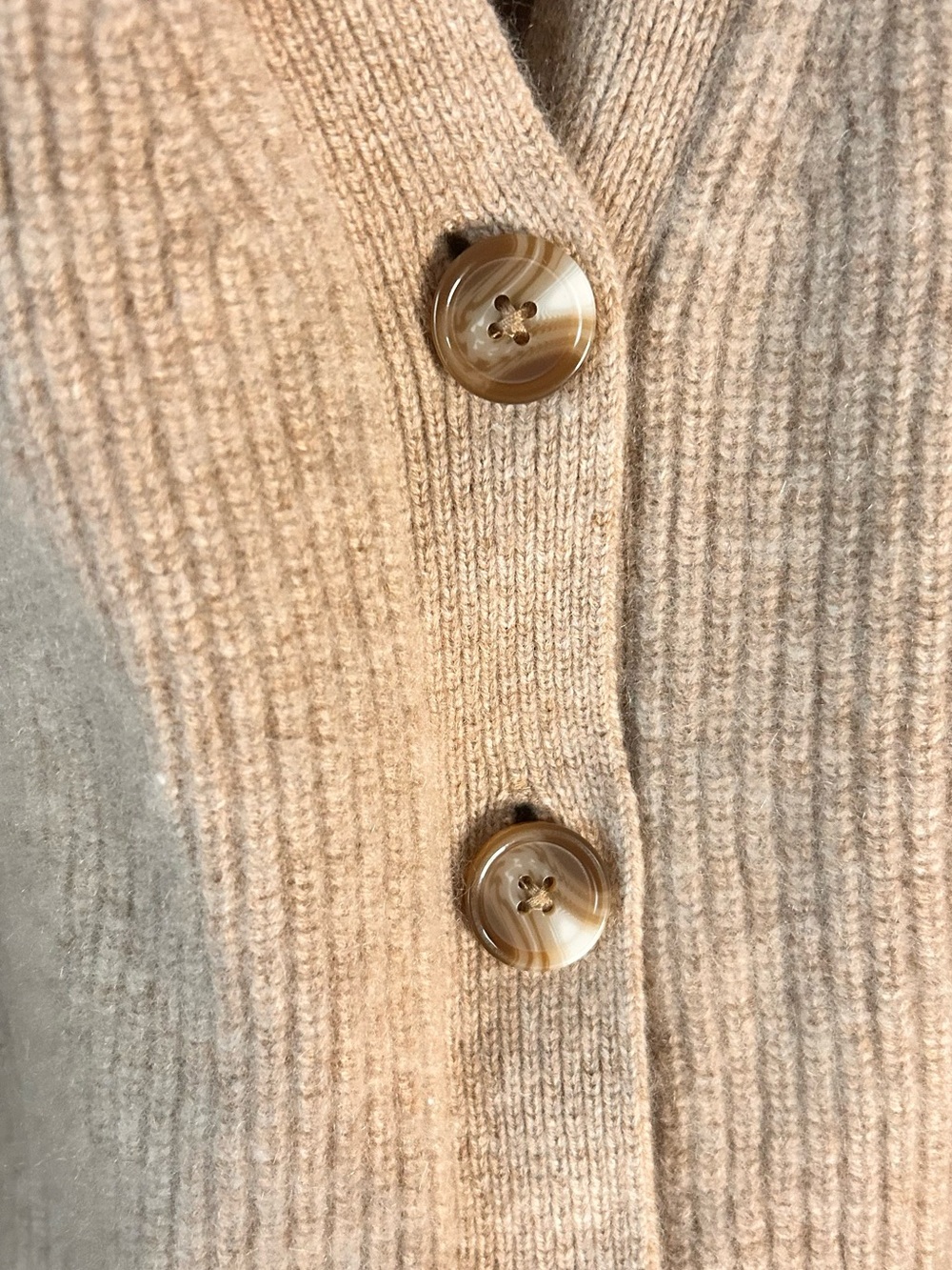 Quince Women’s Large Mongolian Cashmere Fisherman Boxy Cropped Cardigan Sweater - Picture 7 of 11